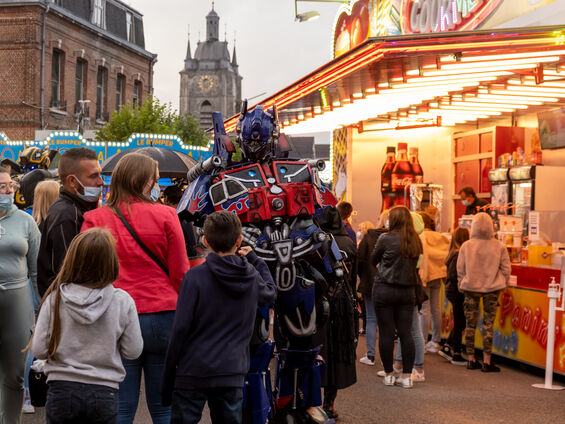 Les transformers se promènent à la grande ducasse