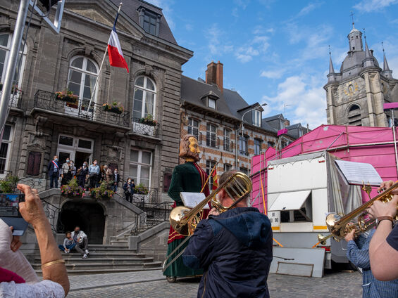 Concert de l'Orchestre d'Harmonie devant la mairie