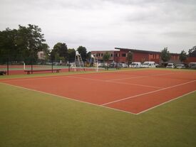 Terrain de tennis