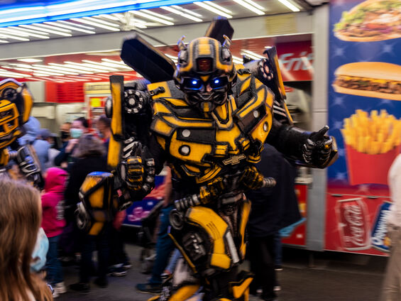 Les transformers se promènent à la grande ducasse