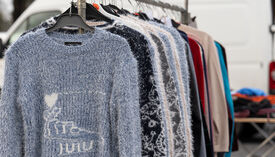 Étalage de vêtements